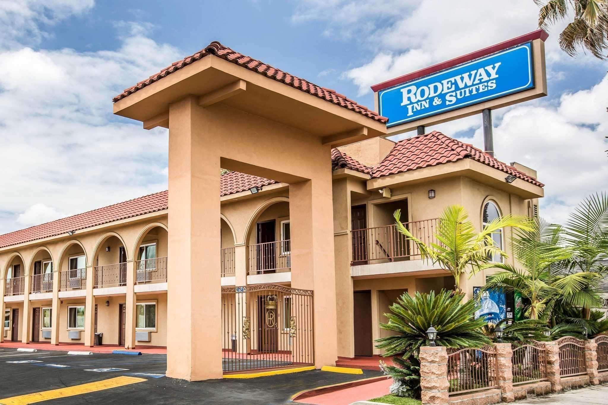 Rodeway Inn & Suites Белфлауър Екстериор снимка