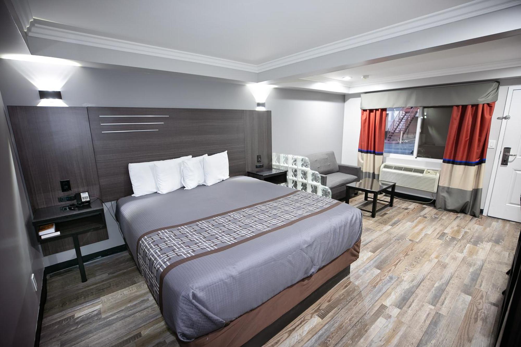 Rodeway Inn & Suites Белфлауър Екстериор снимка